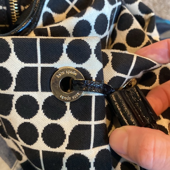 😍😍😍Kate Spade Stevie Diaper & changing pad in NOEL geometric pattern - Picture 7 of 16